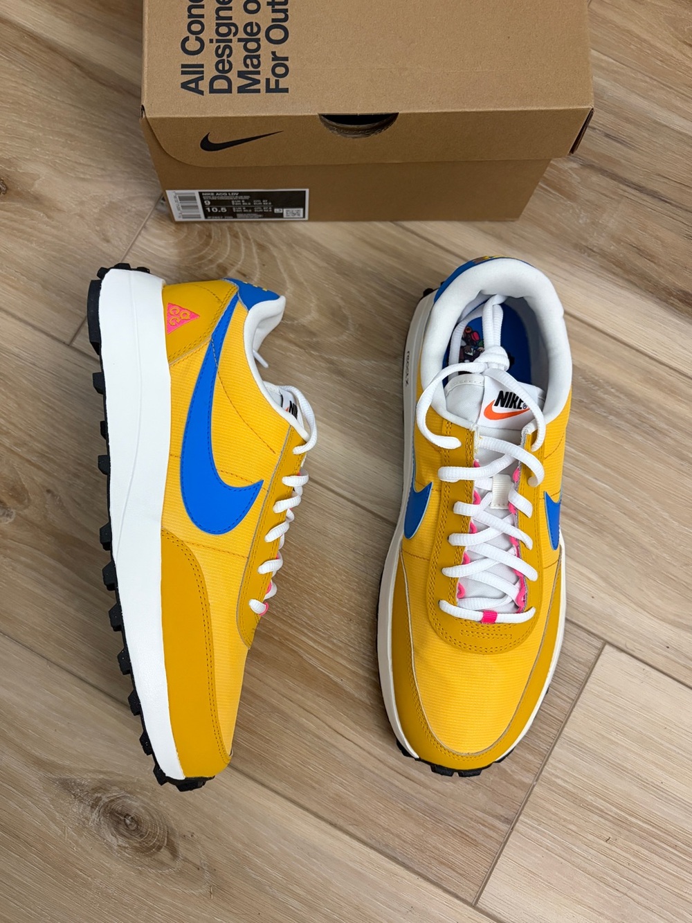 Nike ACG LDV Running Sneakers